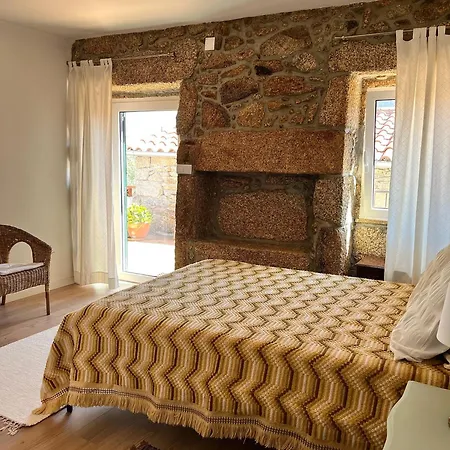 Casa Rustica Com Terraco E Jardim 度假居