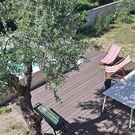 度假居 Casa Rustica Com Terraco E Jardim *