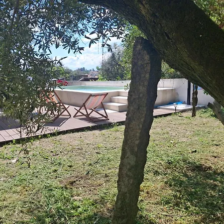 Casa Rustica Com Terraco E Jardim 度假居