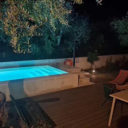 度假居 Casa Rustica Com Terraco E Jardim *
