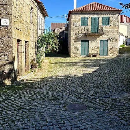 Casa Rustica Com Terraco E Jardim 度假居 *