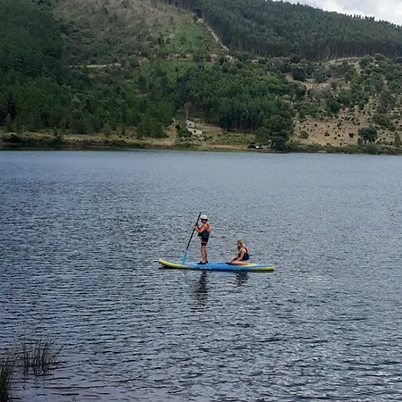 度假居 Casa Rustica Com Terraco E Jardim *