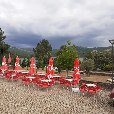 Casa Rustica Com Terraco E Jardim *