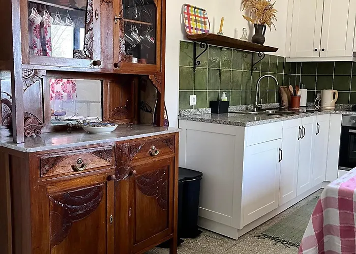 Casa Rustica Com Terraco E Jardim Holiday home *