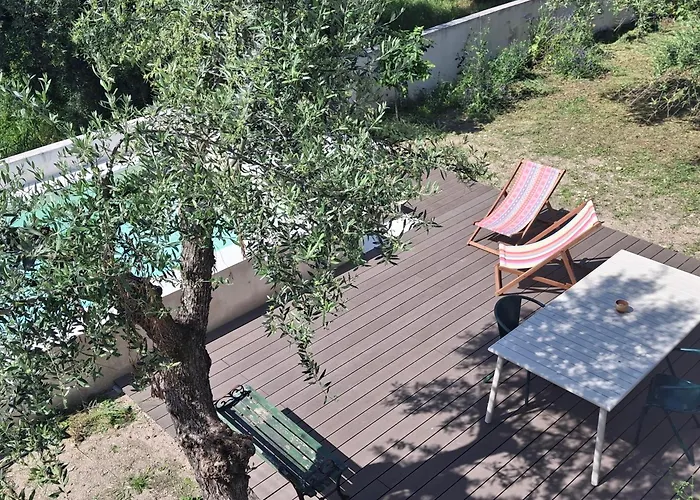 Holiday home Casa Rustica Com Terraco E Jardim *